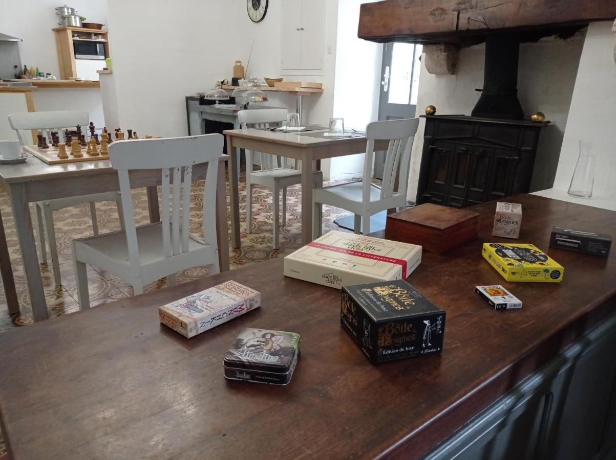 Maison Rives - Village Du Livre De Montolieu Esterno foto