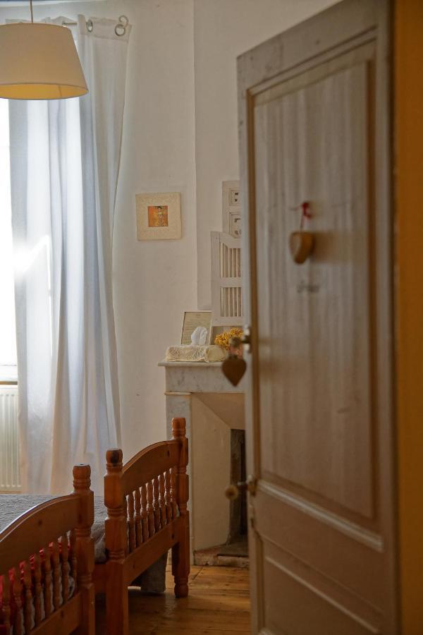 Maison Rives - Village Du Livre De Montolieu Esterno foto
