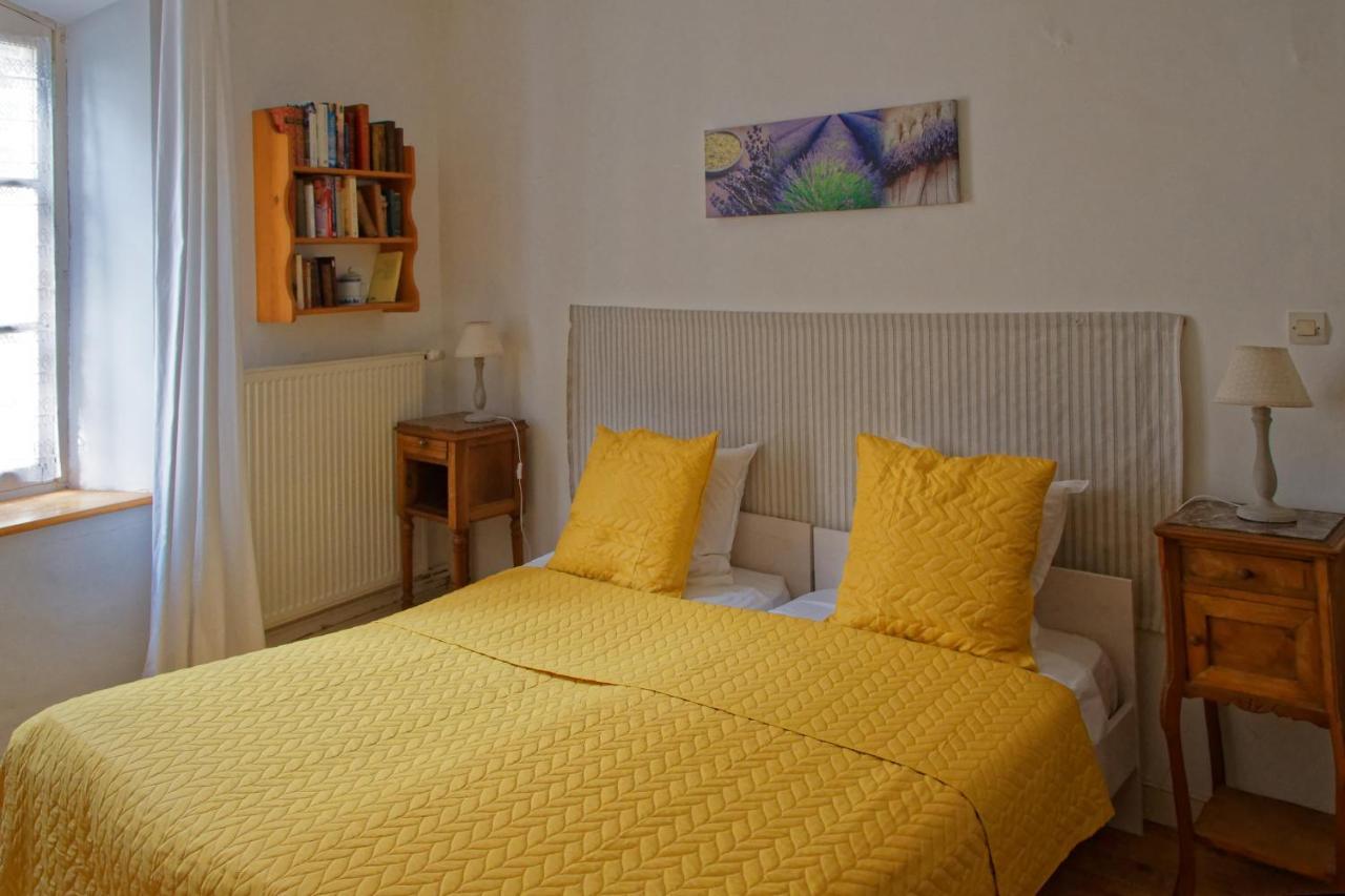 Maison Rives - Village Du Livre De Montolieu Esterno foto