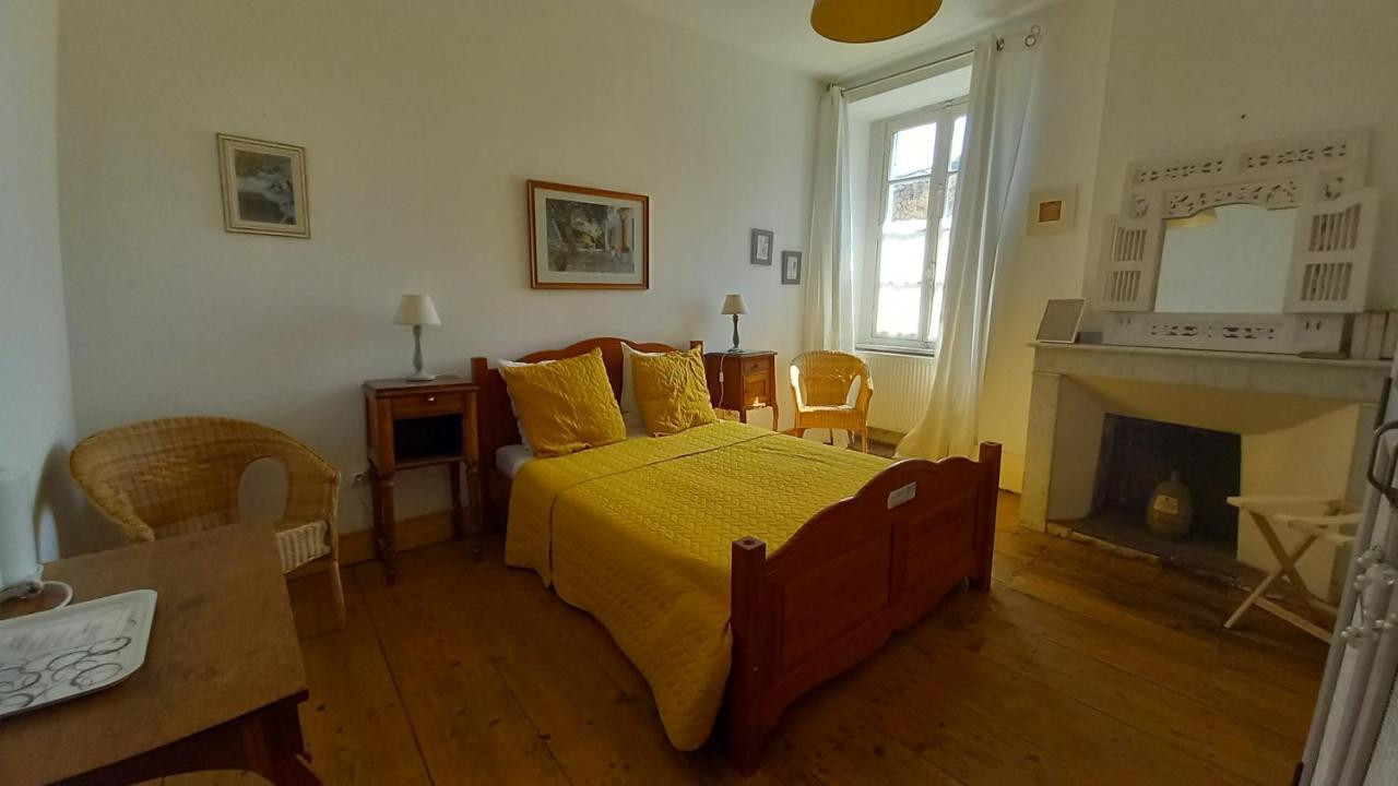 Maison Rives - Village Du Livre De Montolieu Esterno foto